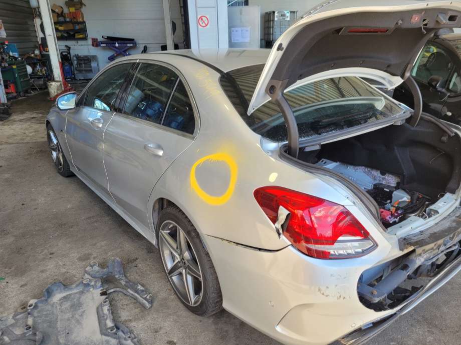 Mercedes C-Klasse 2018-2021 (Fase 2) (W205) (W205), Motorkode: 350 e M274.920;M274.920, Girkassekode: 