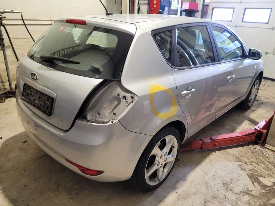 Kia Cee