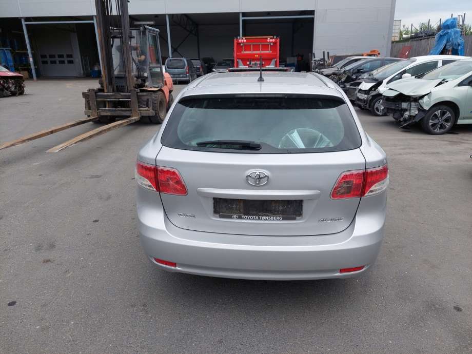 Toyota Avensis 2009-2015 (Type III, Fase 1) , Motorkode: 2ZR-FAE, Girkassekode: 