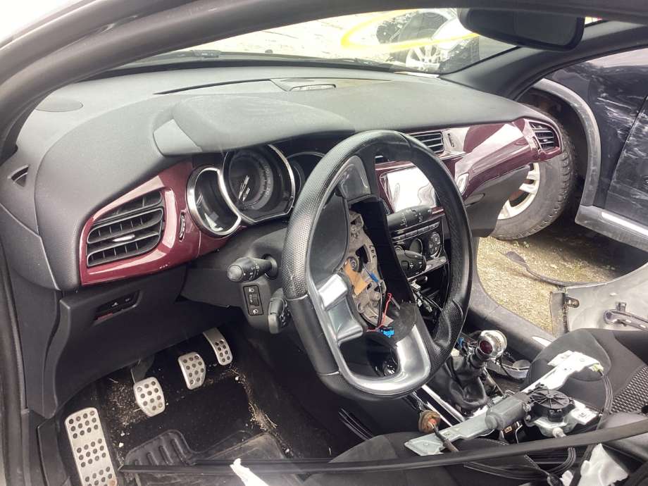 Citroën DS3 2010-2019 , Motorkode: 9HR, Girkassekode: 
