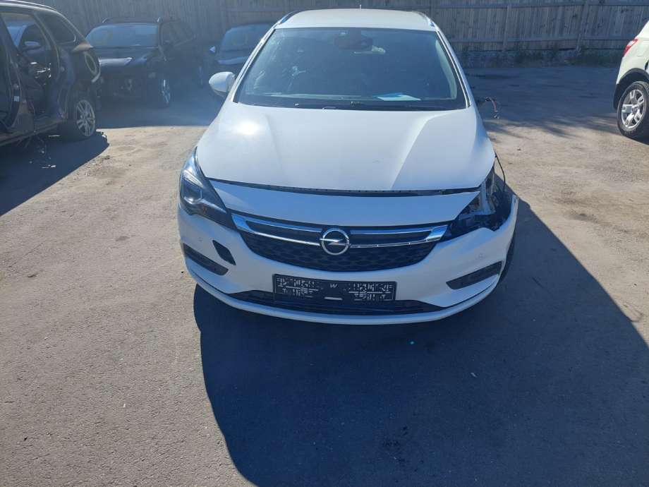 Opel Astra K 2015-->> , Motorkode: B14XFT, Girkassekode: 