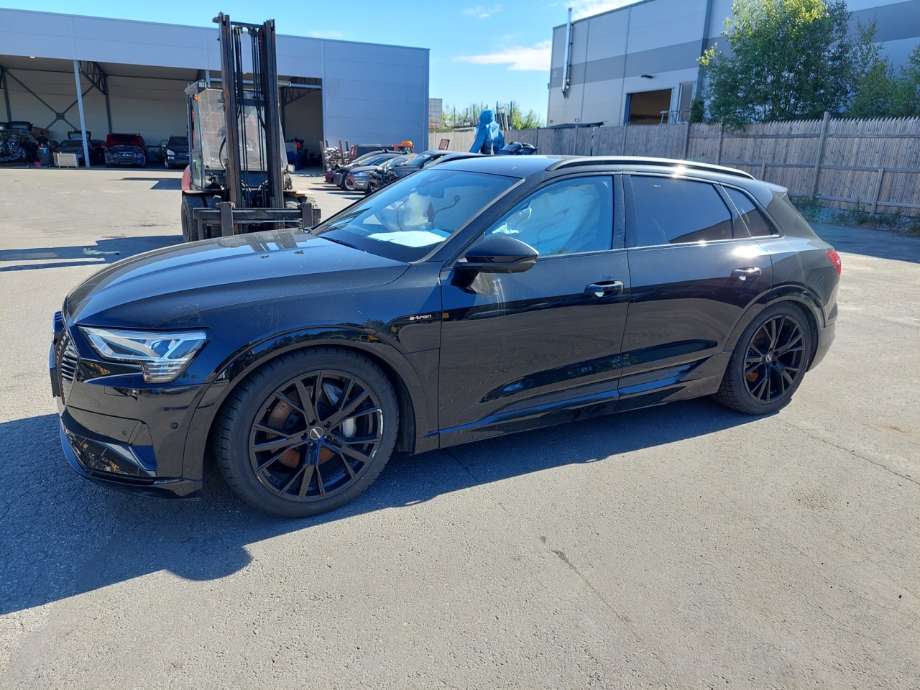 Audi e-tron 2018-->> , Motorkode: BM2R, Girkassekode: 