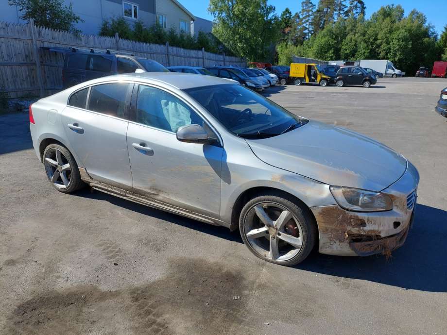 Volvo S60 2014-2019 (Type II, Fase 2) , Motorkode: D4162T, Girkassekode: 