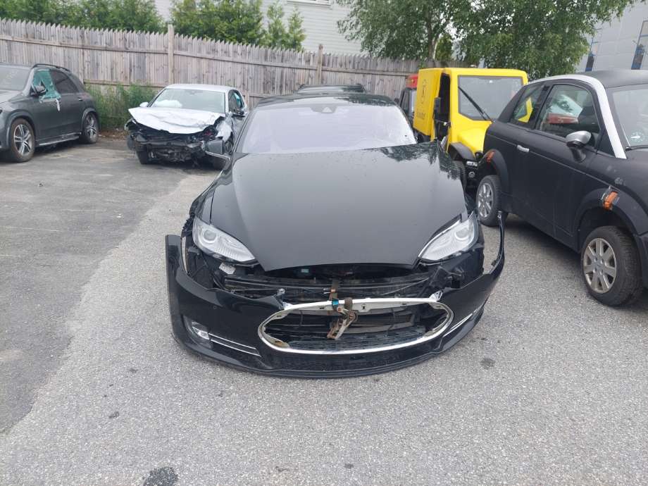 Tesla Model S 2016-2021 (Fase 2) , Motorkode: L2S, Girkassekode: 