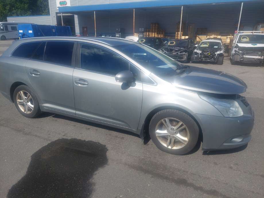 Toyota Avensis 2009-2015 (Type III, Fase 1) , Motorkode: 1AD-FTV, Girkassekode: 