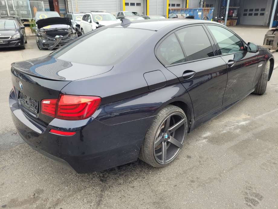 BMW 5-Serie 2010-2017 (F10/F11) (F10/F11), Motorkode: N47-D20C, Girkassekode: 