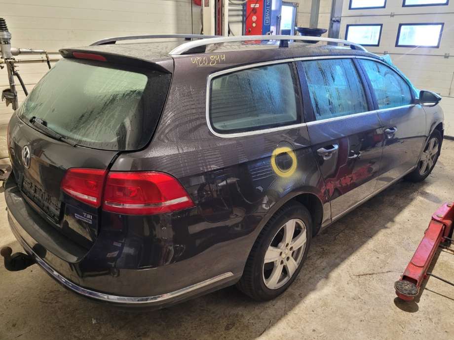 VW Passat 2011-2015 (B7) (B7), Motorkode: CAXA, Girkassekode: 