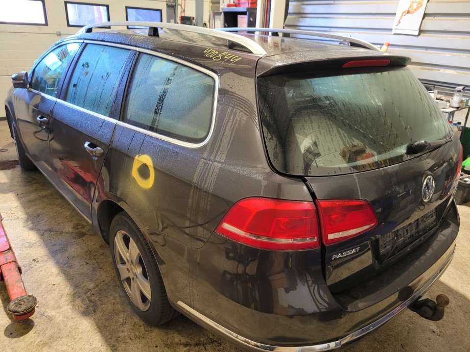 VW Passat 2011-2015 (B7) (B7), Motorkode: CAXA, Girkassekode: 