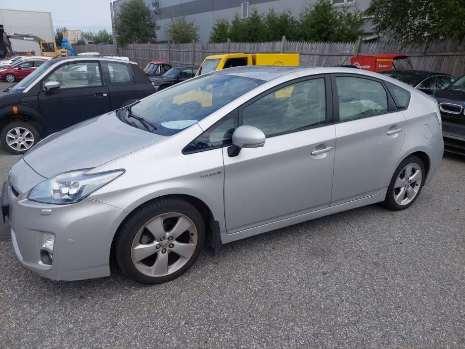 Toyota Prius 2009-2016 (Type III) (COMBI) (COMBI), Motorkode: 2ZR-FXE, Girkassekode: 