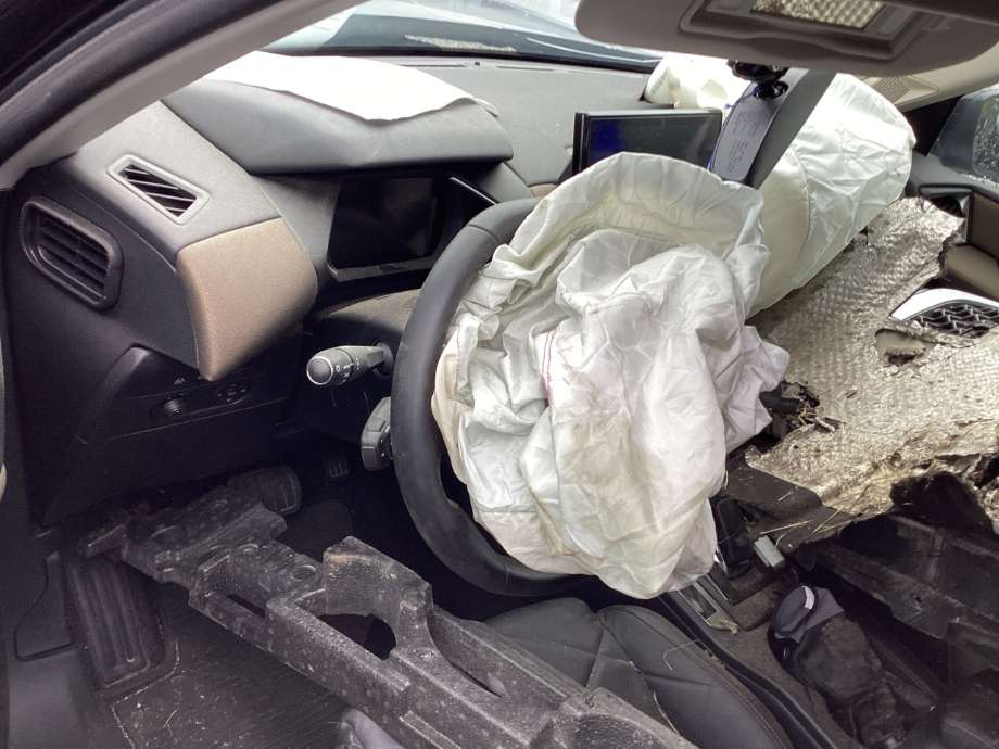 Citroën DS3 2010-2019 , Motorkode: ZKX, Girkassekode: 