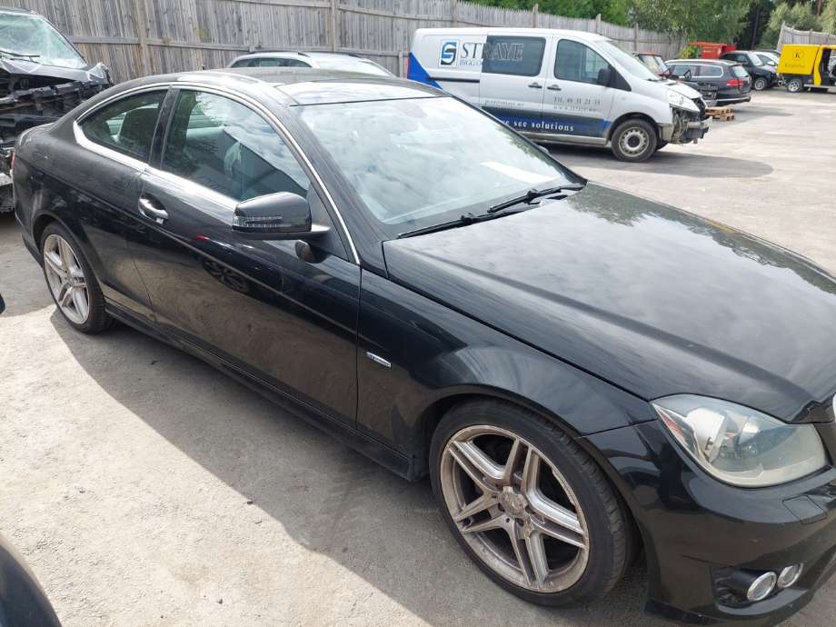 Mercedes C-Klasse 2011-2014 (Fase 2) (W204) (W204), Motorkode: OM651.911, Girkassekode: 