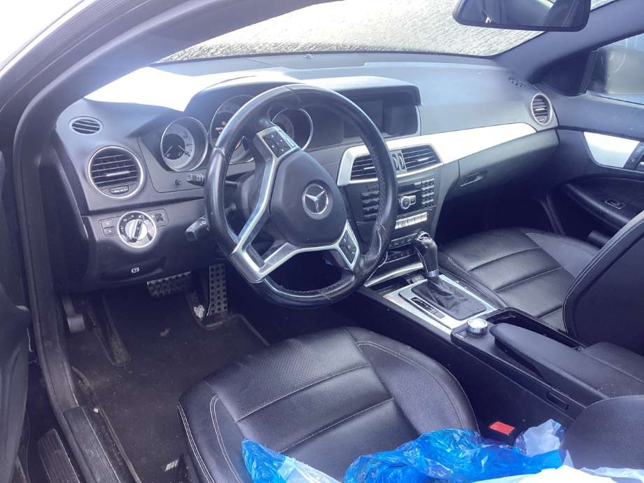 Mercedes C-Klasse 2011-2014 (Fase 2) (W204) (W204), Motorkode: OM651.911, Girkassekode: 