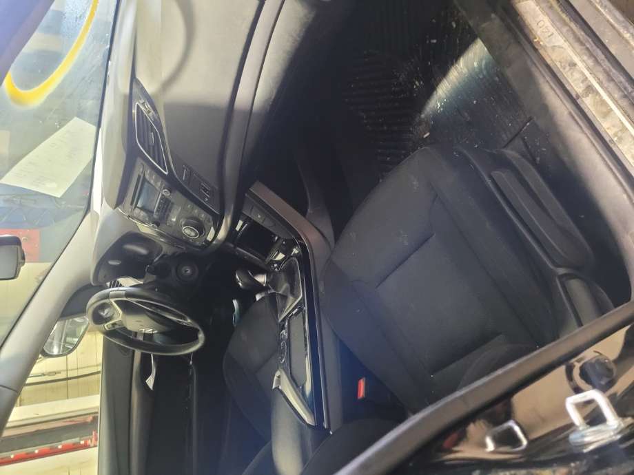 Hyundai i40 2012-2017 , Motorkode: D4FD, Girkassekode: 