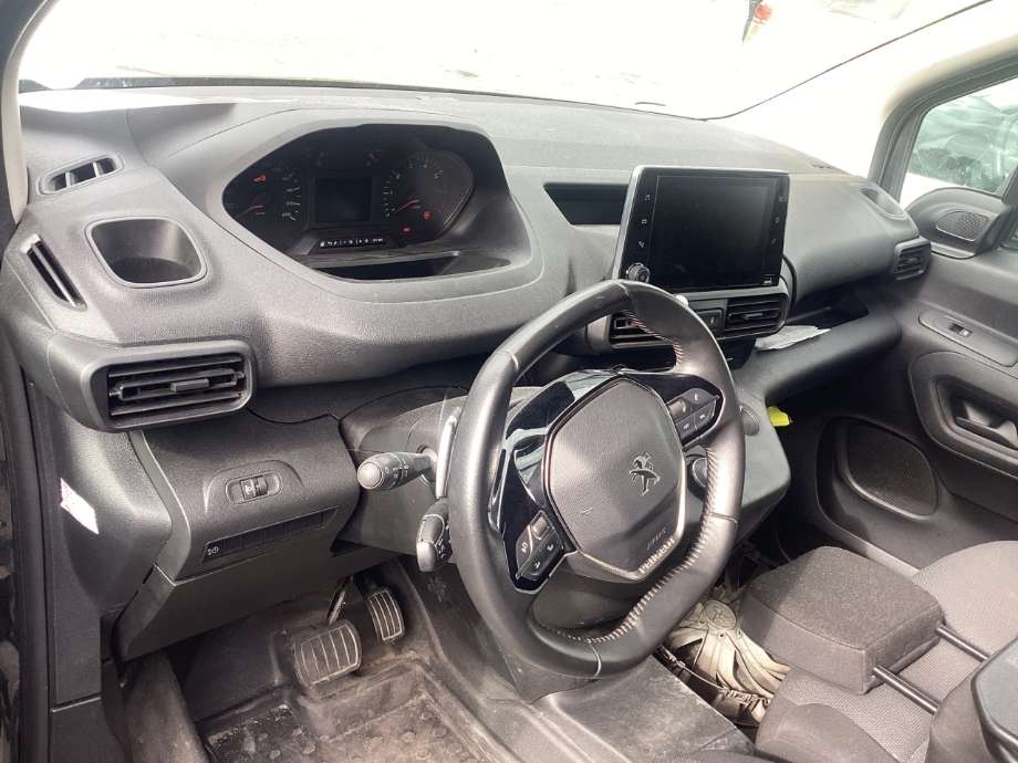 Peugeot Partner 2019-->> (Type III) , Motorkode: YHZ, Girkassekode: 