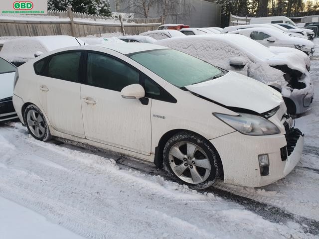 Toyota Prius 2009-2016 (Type III) (COMBI) (COMBI), Motorkode: 2ZR-FXE, Girkassekode: 