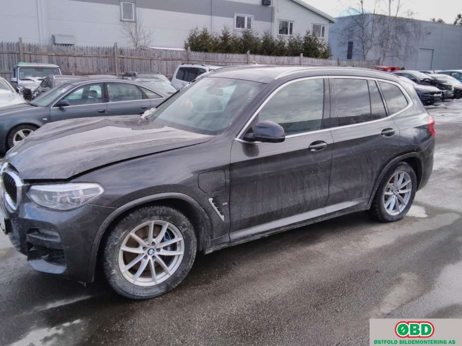 BMW X3 2017-->> (G01) (G01), Motorkode: B48-B20A, Girkassekode: 