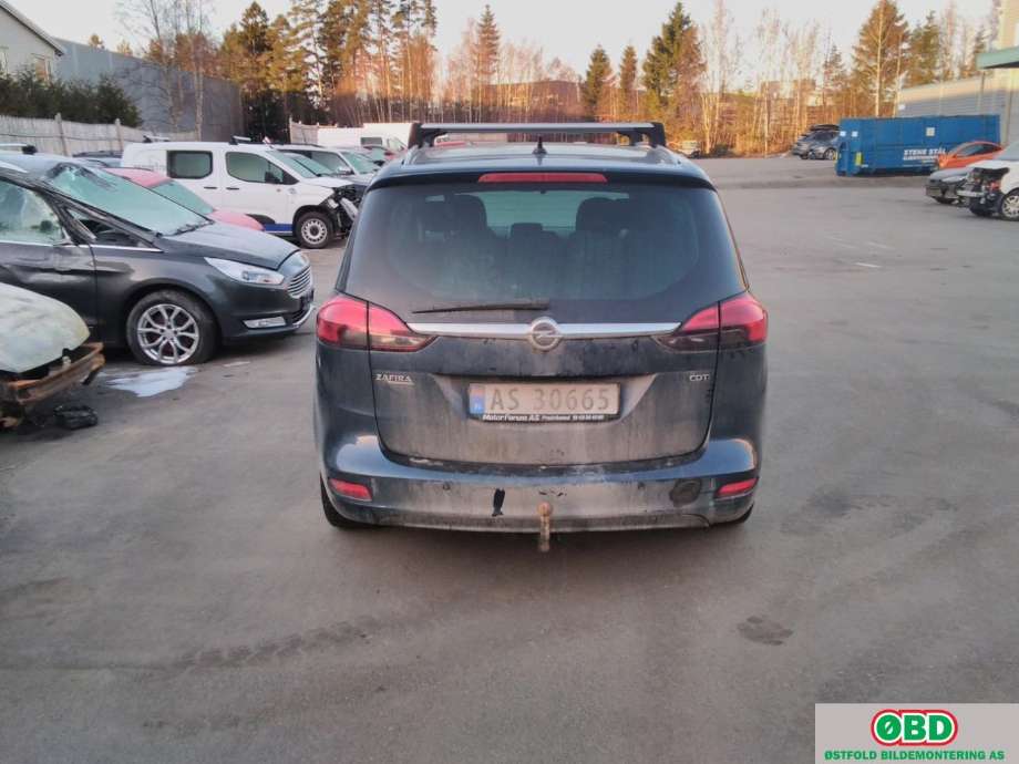 Opel Zafira Tourer 2012-2018 , Motorkode: A20DTL, Girkassekode: 