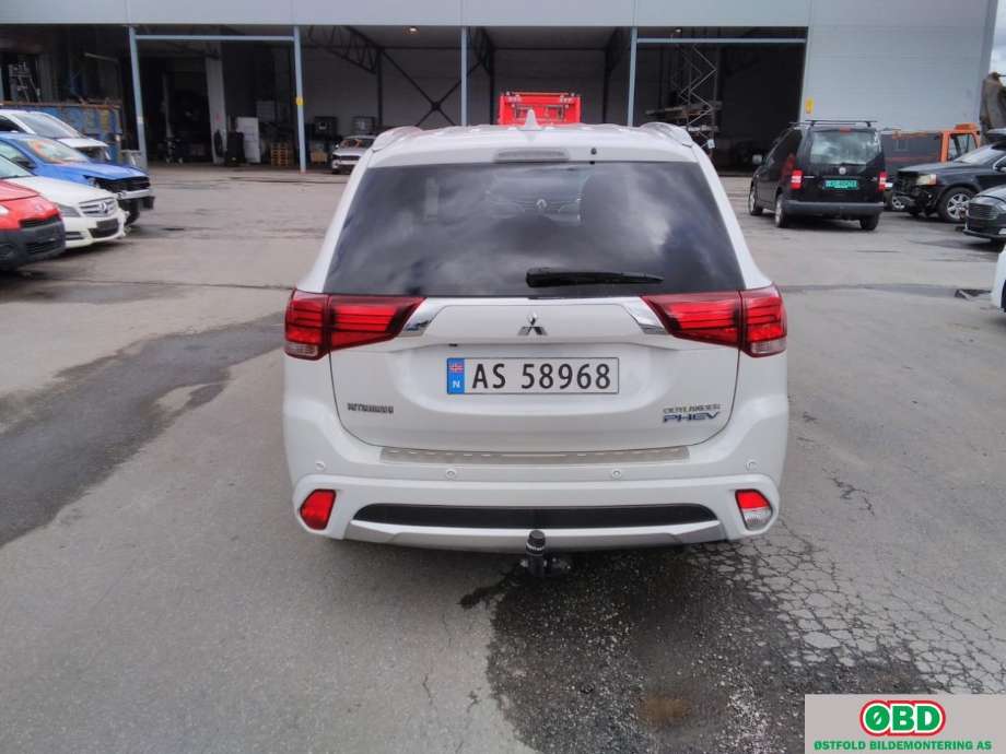 Mitsubishi Outlander 2015-->> (Type III, Fase 2) , Motorkode: 4B11, Girkassekode: 