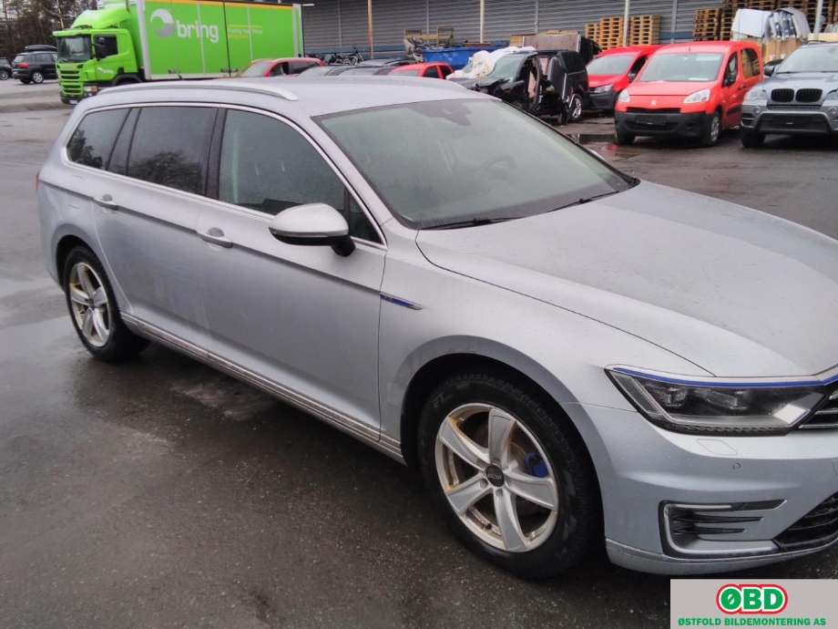 VW Passat 2015-2019 (Fase 1) (B8) (B8), Motorkode: CUKC, Girkassekode: 