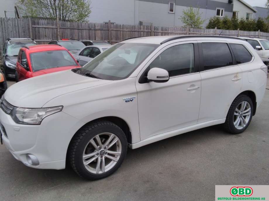 Mitsubishi Outlander 2012-2015 (Type III, Fase 1) , Motorkode: 4B11, Girkassekode: 