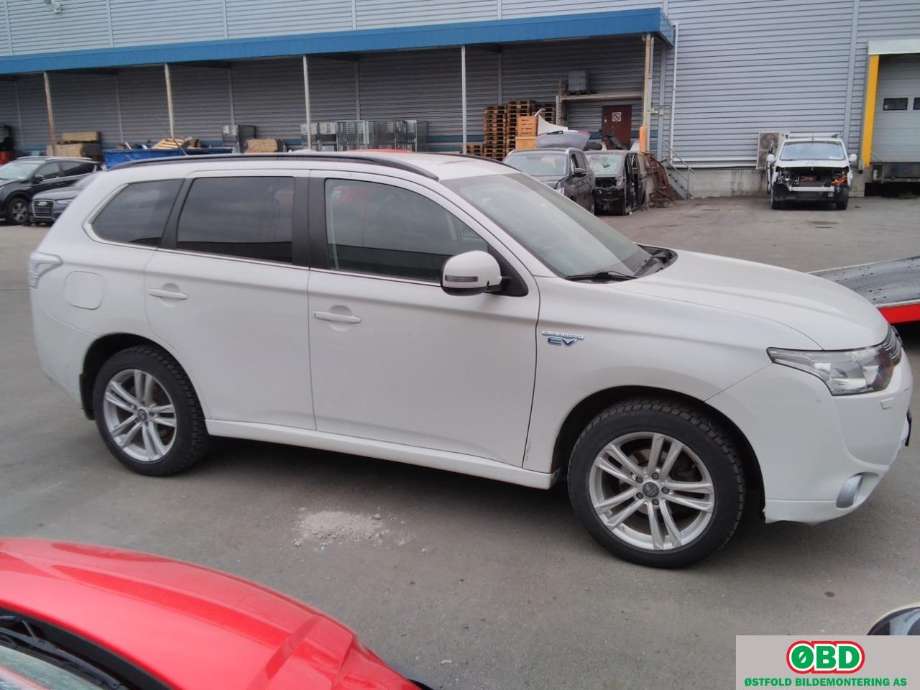 Mitsubishi Outlander 2012-2015 (Type III, Fase 1) , Motorkode: 4B11, Girkassekode: 
