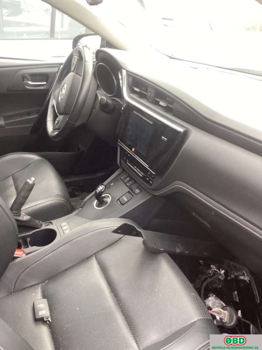 Toyota Auris 2015-2019 (Type II, Fase 2) , Motorkode: 2ZR-FXE, Girkassekode: 