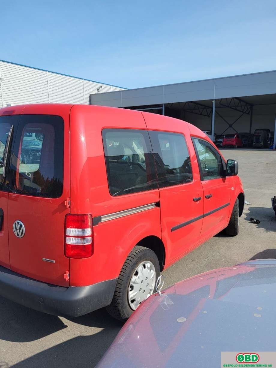 VW Caddy 2010-2015 (Type III, Fase 2) , Motorkode: BSX, Girkassekode: 