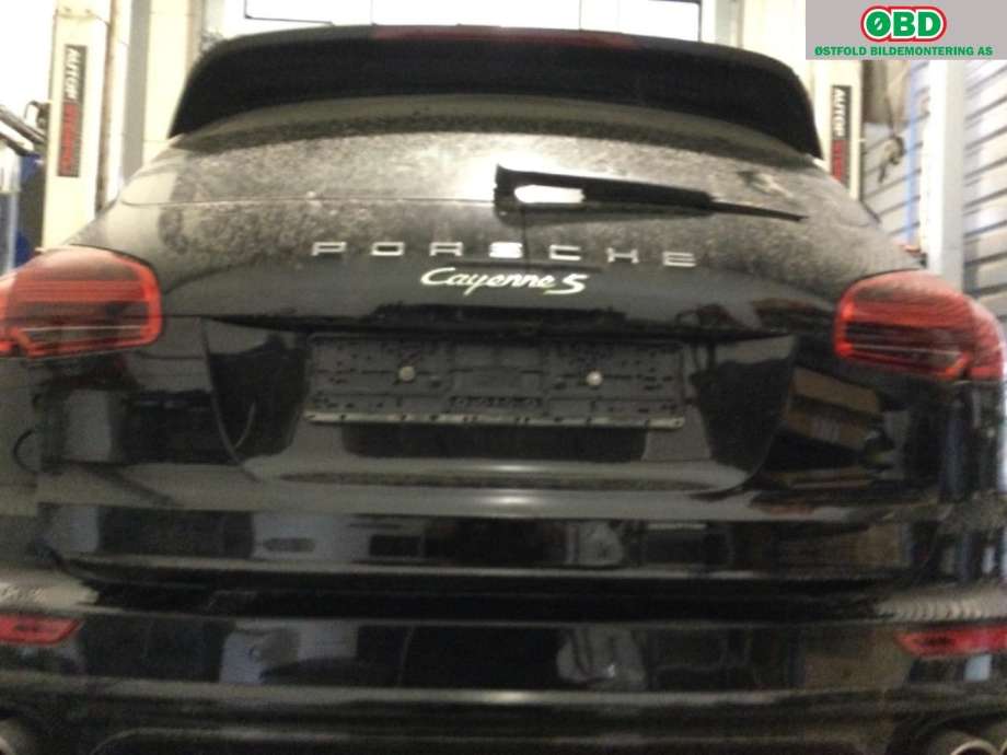 Porsche Cayenne 2010-2017 (92A) (92A), Motorkode: MCG.EA, Girkassekode: