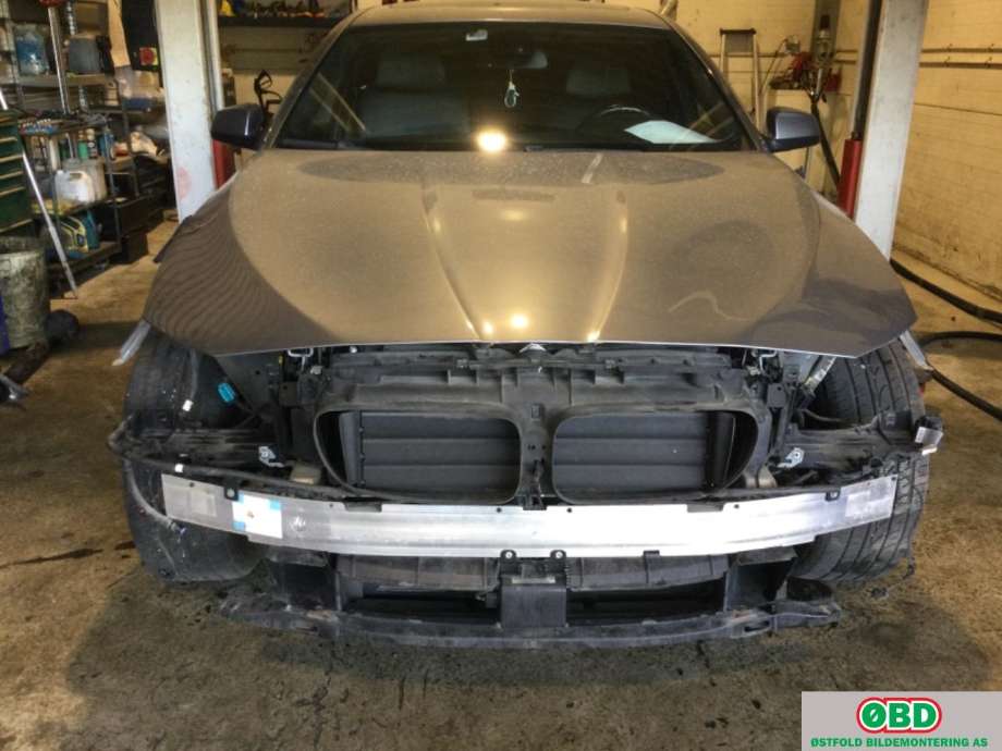 BMW 5-Serie 2010-2017 (F10/F11) (F10/F11), Motorkode: N47-D20C, Girkassekode: