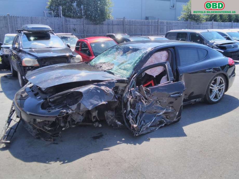 Porsche Panamera 2009-2017 (Type I) (970) (970), Motorkode: MCR.CC, Girkassekode: 