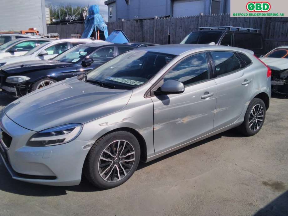 Volvo V40 2012-2019 , Motorkode: B4154T5, Girkassekode: 