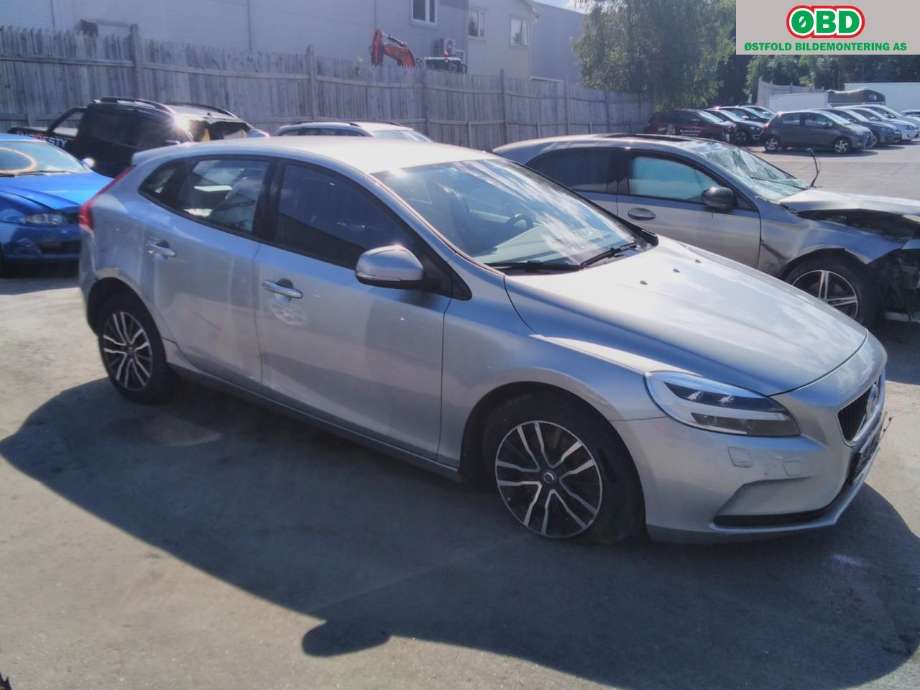 Volvo V40 2012-2019 , Motorkode: B4154T5, Girkassekode: 
