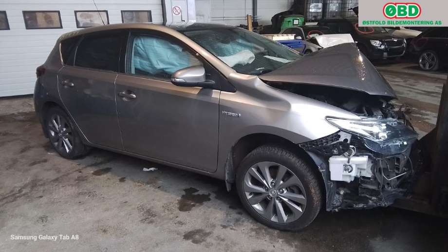 Toyota Auris 2013-2015 (Type II, Fase 1) , Motorkode: 2ZR-FXE, Girkassekode: 
