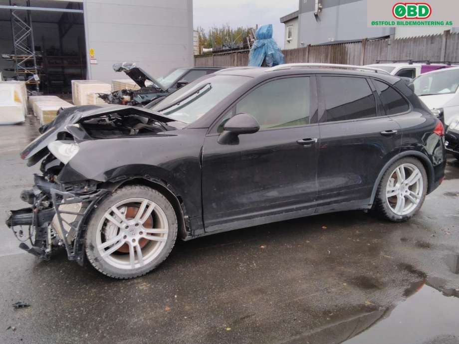 Porsche Cayenne 2010-2017 (92A) (92A), Motorkode: MCU.DB, Girkassekode: 