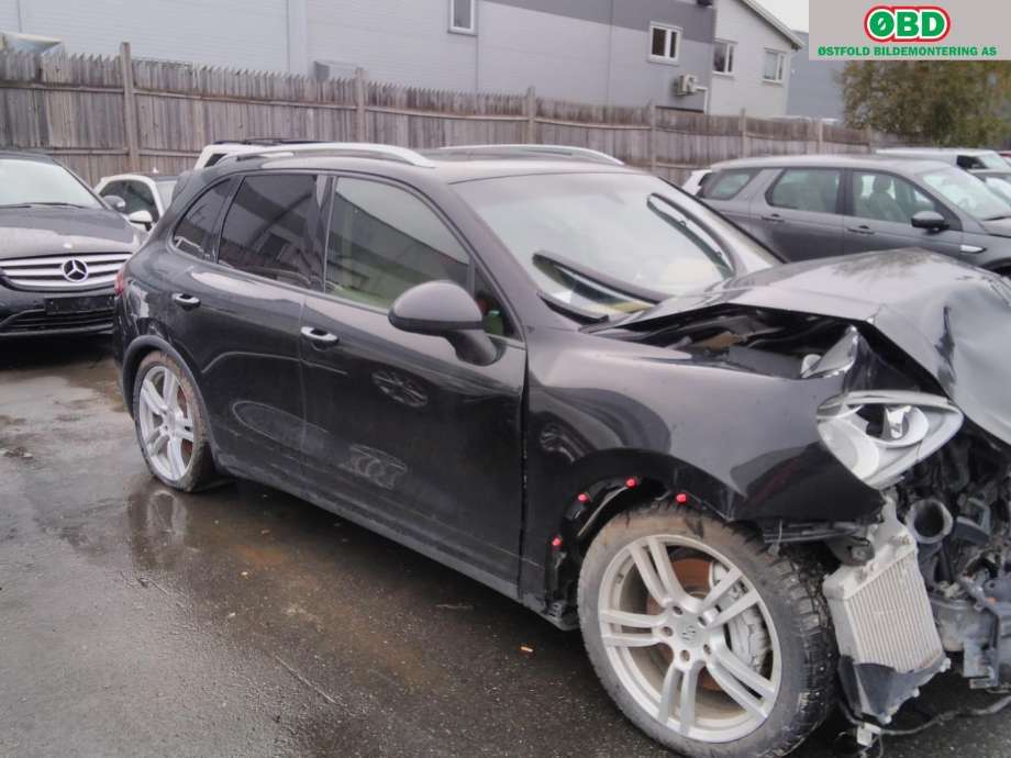Porsche Cayenne 2010-2017 (92A) (92A), Motorkode: MCU.DB, Girkassekode: 