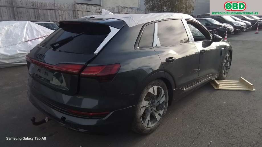 Audi e-tron 2018-->> , Motorkode: , Girkassekode: