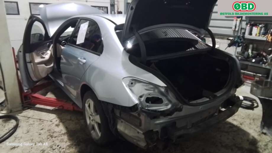 Mercedes C-Klasse 2014-2018 (Fase 1) (W205) (W205), Motorkode: M274.910, Girkassekode: 