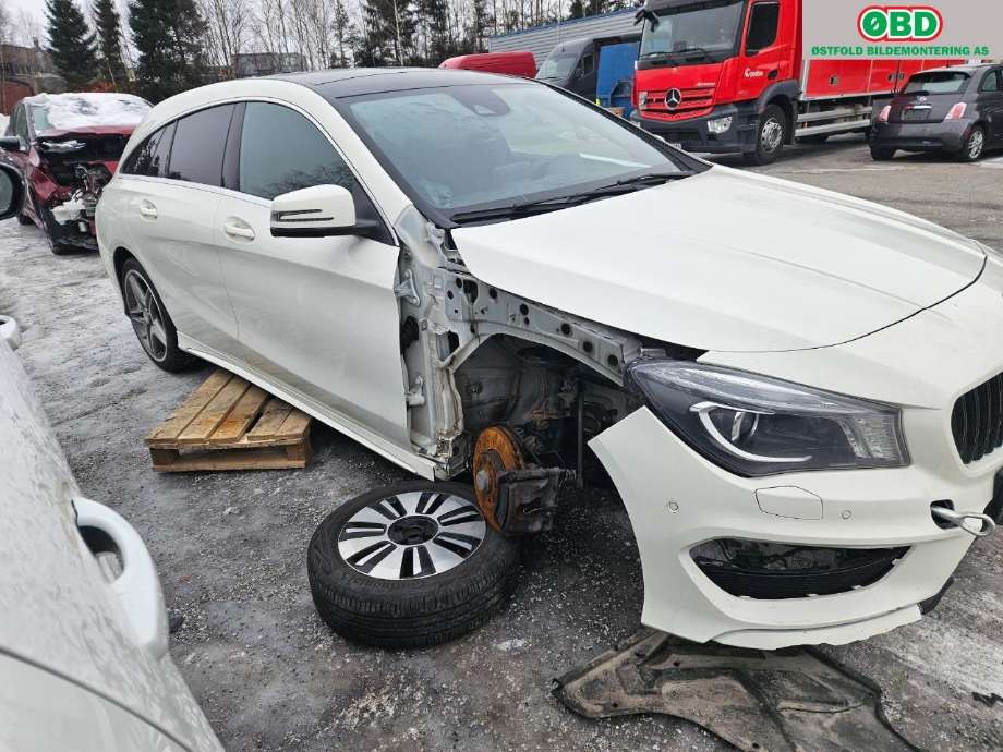 Mercedes CLA 2013-2019 (C117) (C117), Motorkode: M270.910, Girkassekode: 