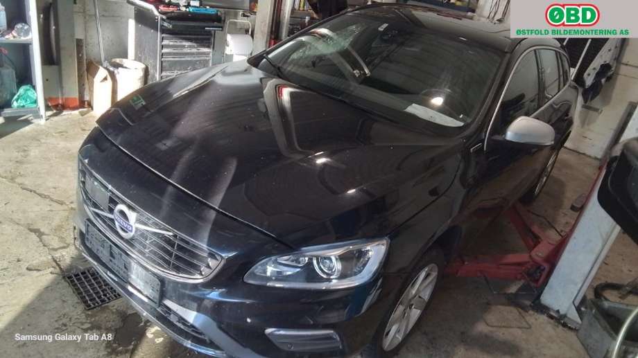 Volvo V60/V60 CC 2013-2018 (Type I, Fase 2) , Motorkode: D87PHEV, Girkassekode: