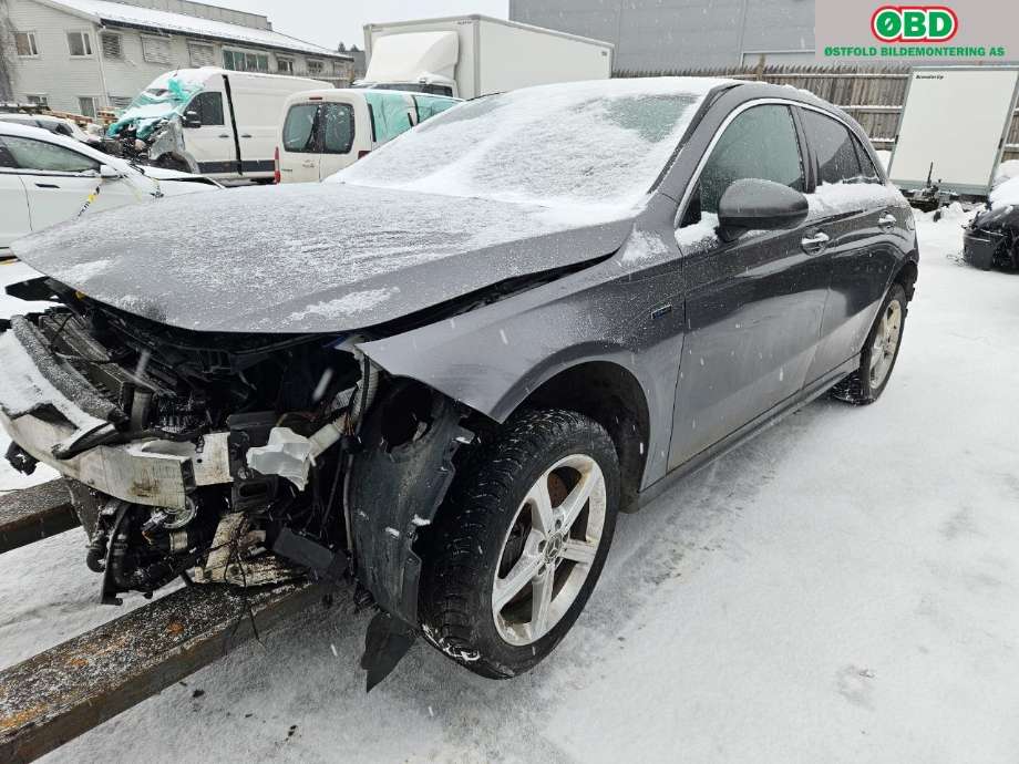 Mercedes A-Klasse 2018-->> (W177) (W177), Motorkode: M282.914, Girkassekode: 