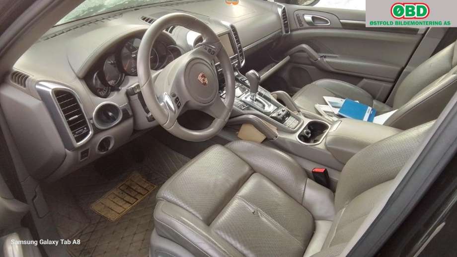 Porsche Cayenne 2010-2017 (92A) (92A), Motorkode: MCR.CA, Girkassekode: