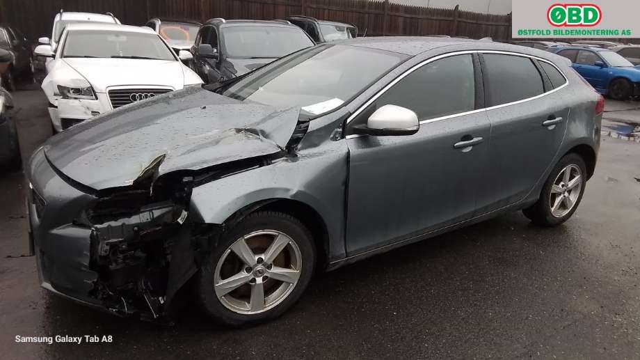 Volvo V40 2012-2019 , Motorkode: D4204T8, Girkassekode: 