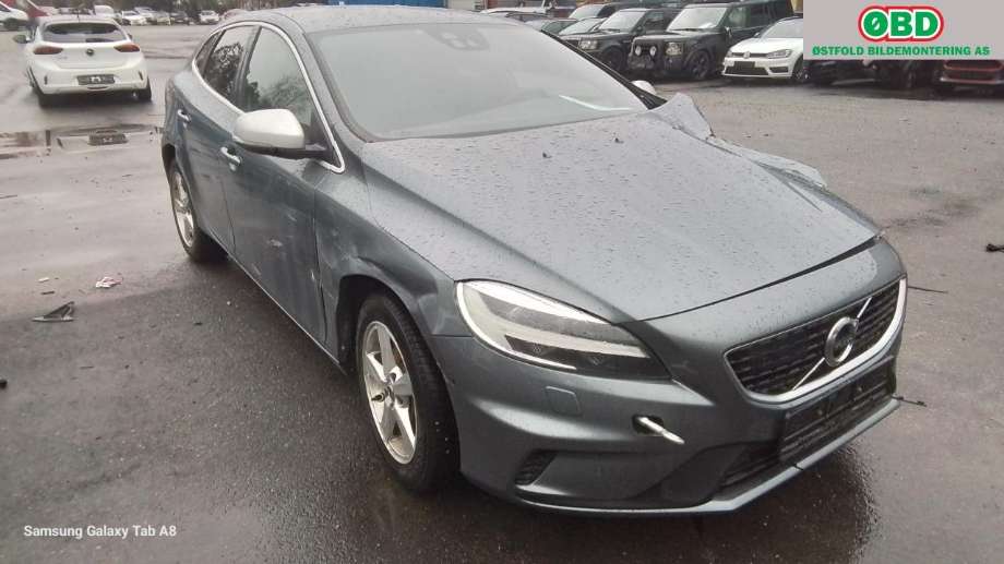 Volvo V40 2012-2019 , Motorkode: D4204T8, Girkassekode: 
