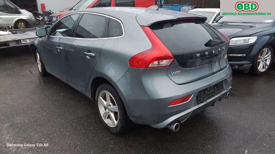 Volvo V40 2012-2019 , Motorkode: D4204T8, Girkassekode: 
