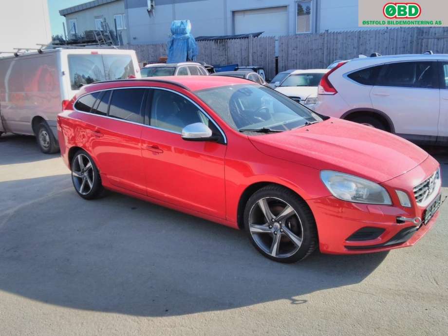 Volvo V60 2010-2013 (Type I, Fase 1) , Motorkode: D5204T2, Girkassekode: 