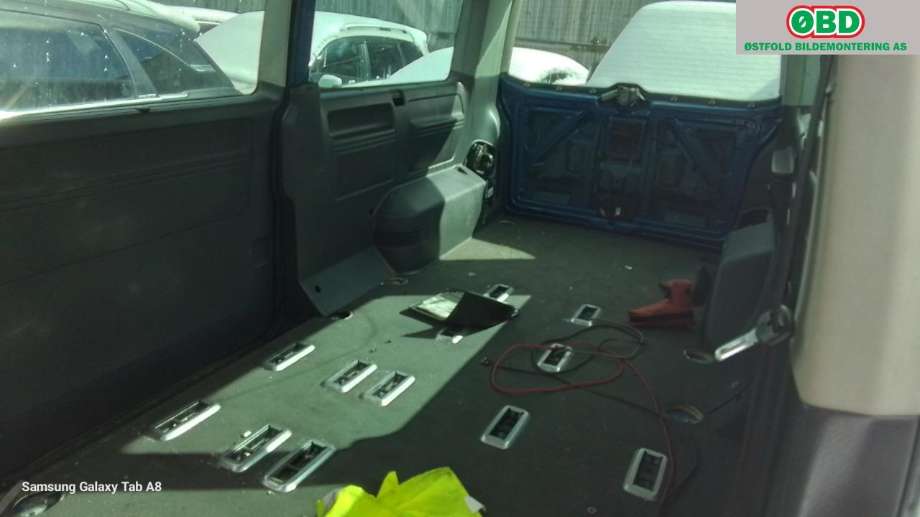 VW Transporter / Caravelle 2003-2009 (Fase 1) (T5) (T5), Motorkode: AXE;BPC, Girkassekode: 