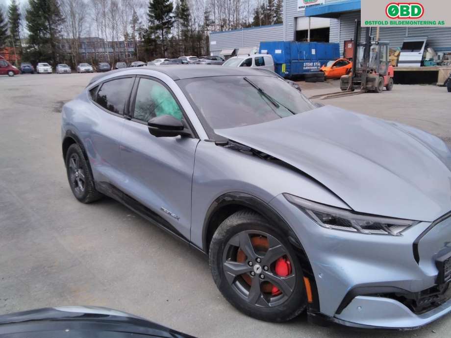 Ford Mustang Mach-e 2020-->> , Motorkode: U, Girkassekode: 