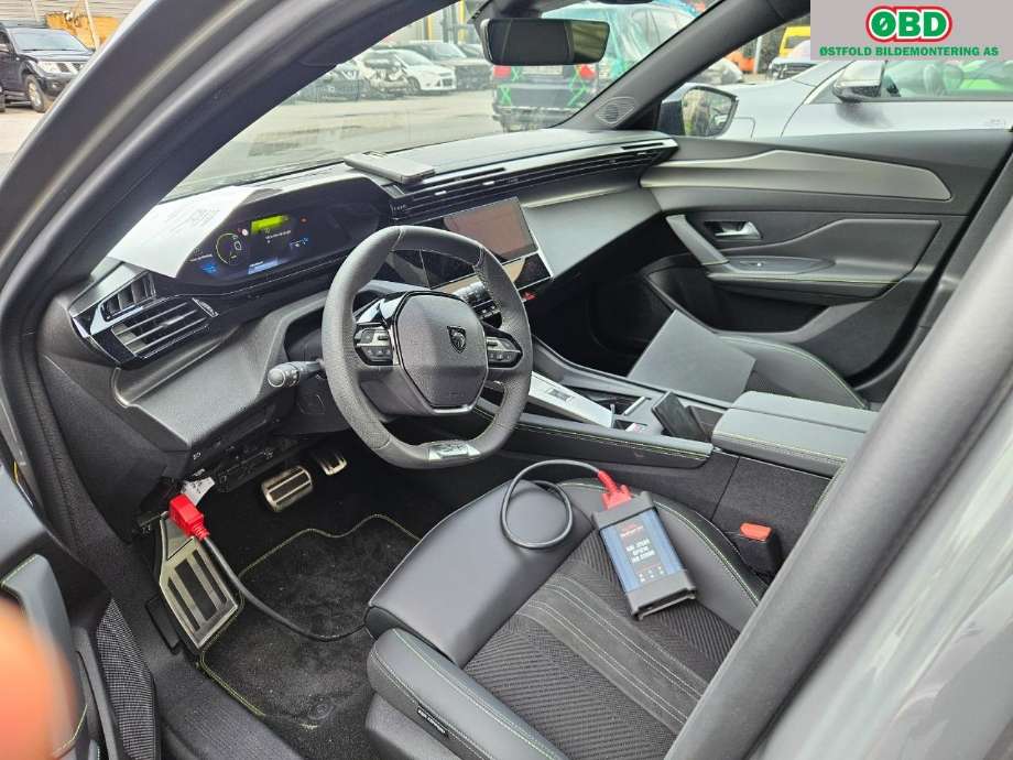 Peugeot 308 2021-->> (Type III) , Motorkode: ZKW, Girkassekode: 