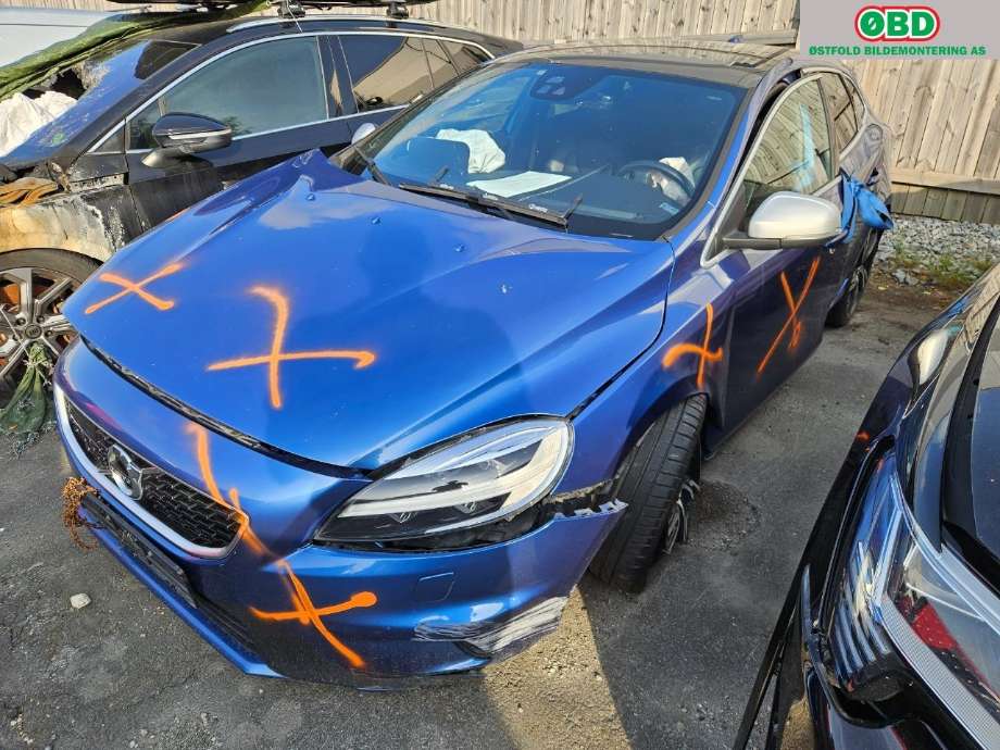 Volvo V40 2012-2019 , Motorkode: B4154T5, Girkassekode: 