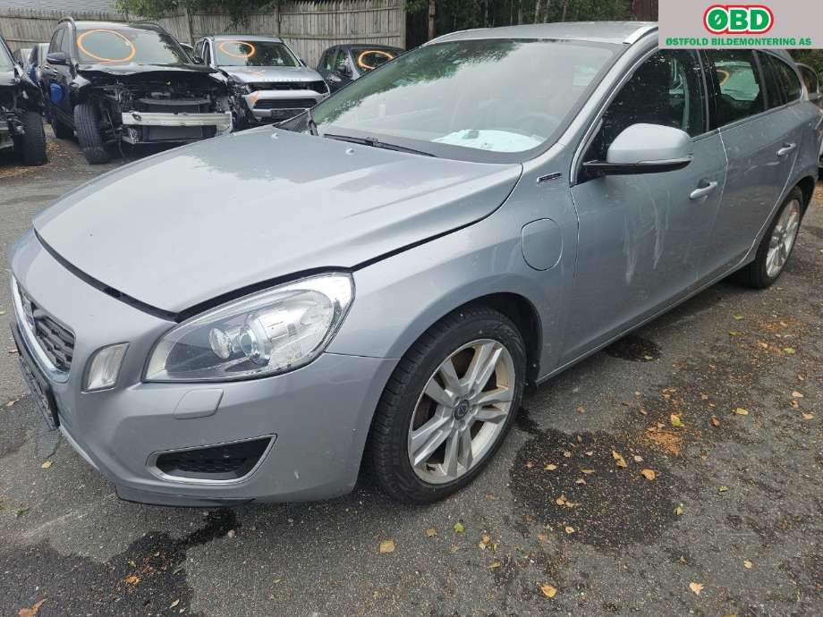Volvo V60 2010-2013 (Type I, Fase 1) , Motorkode: D5244T15, Girkassekode: 